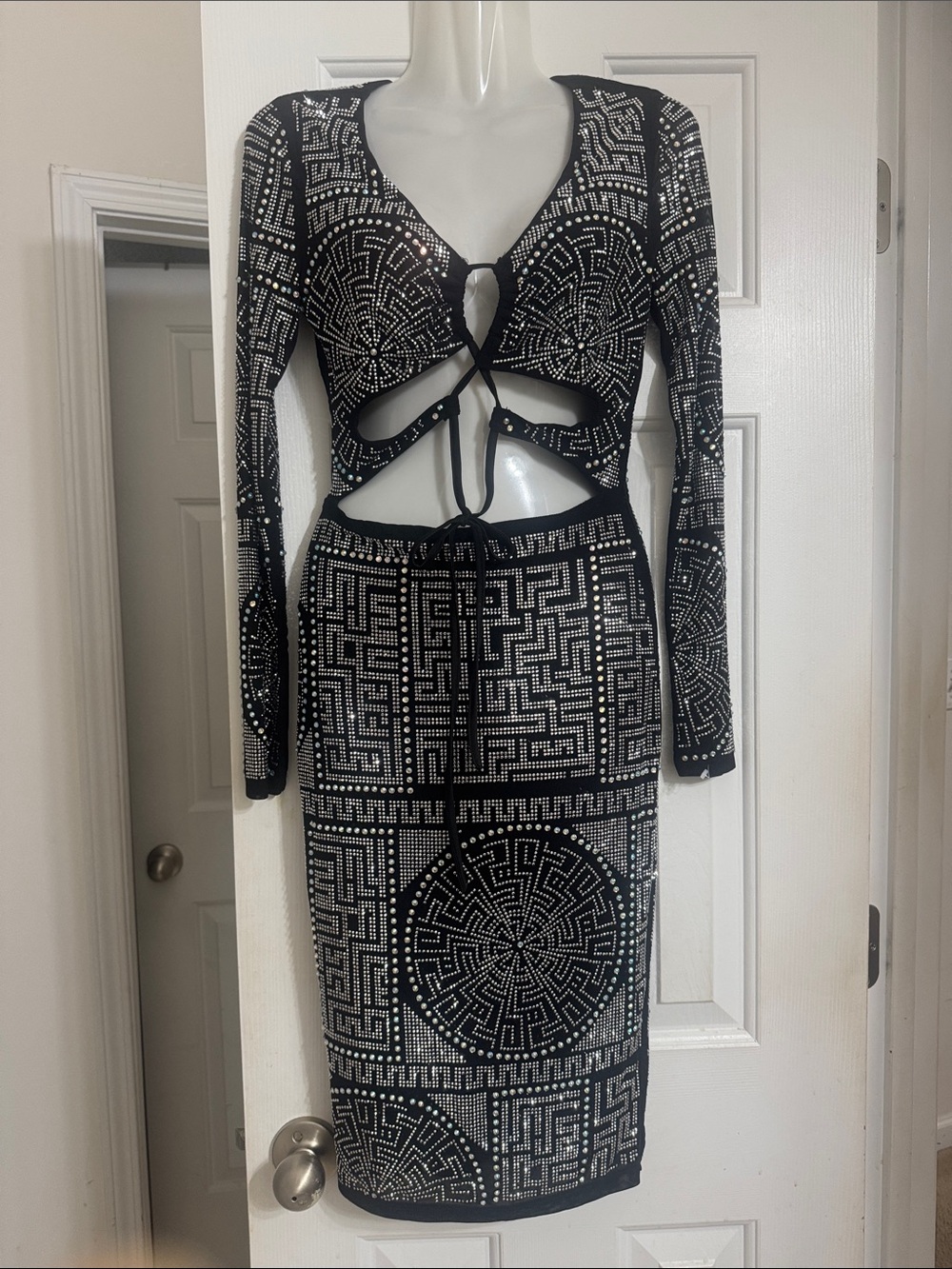 AKIRA Black Studded Cutout Long Sleeve Bodycon Midi Dress